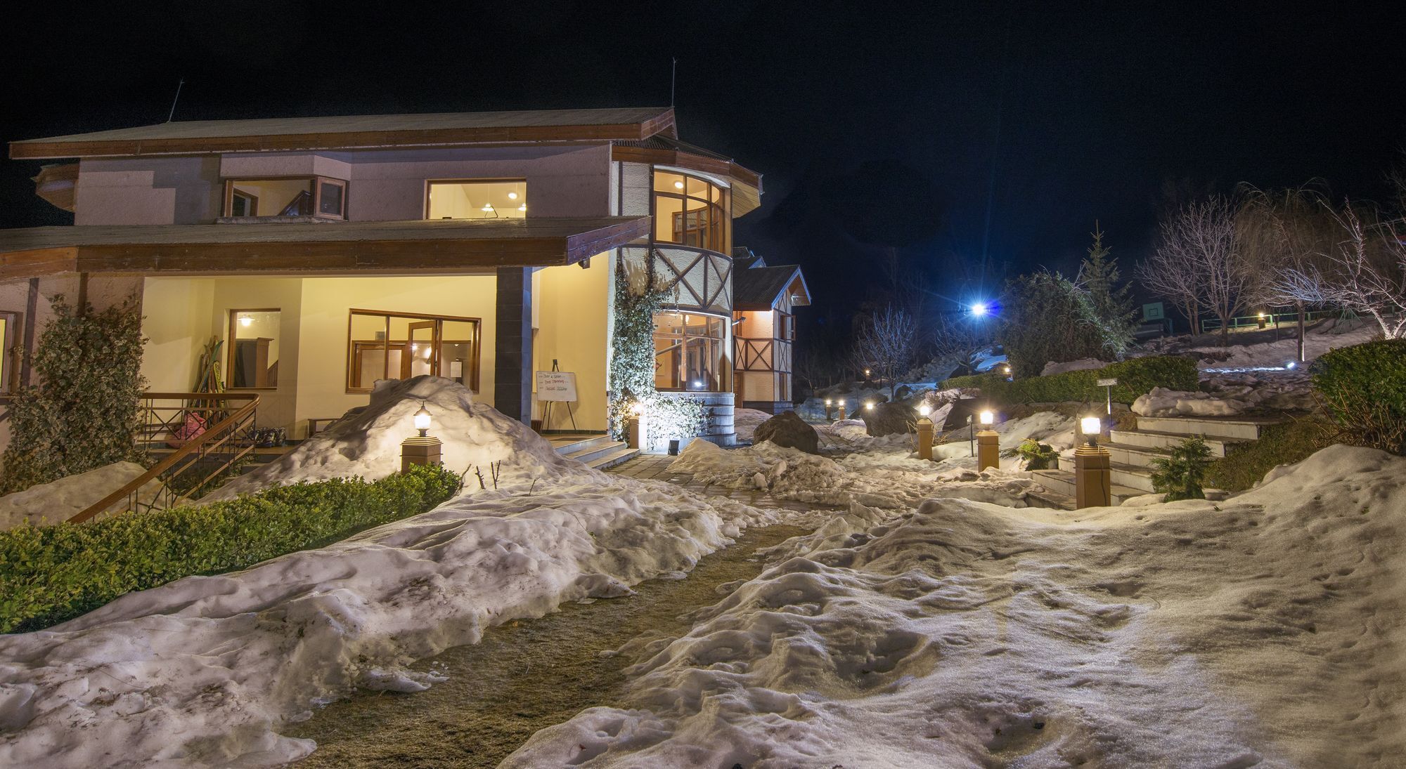 Solang Valley Resort Palchān Exterior foto