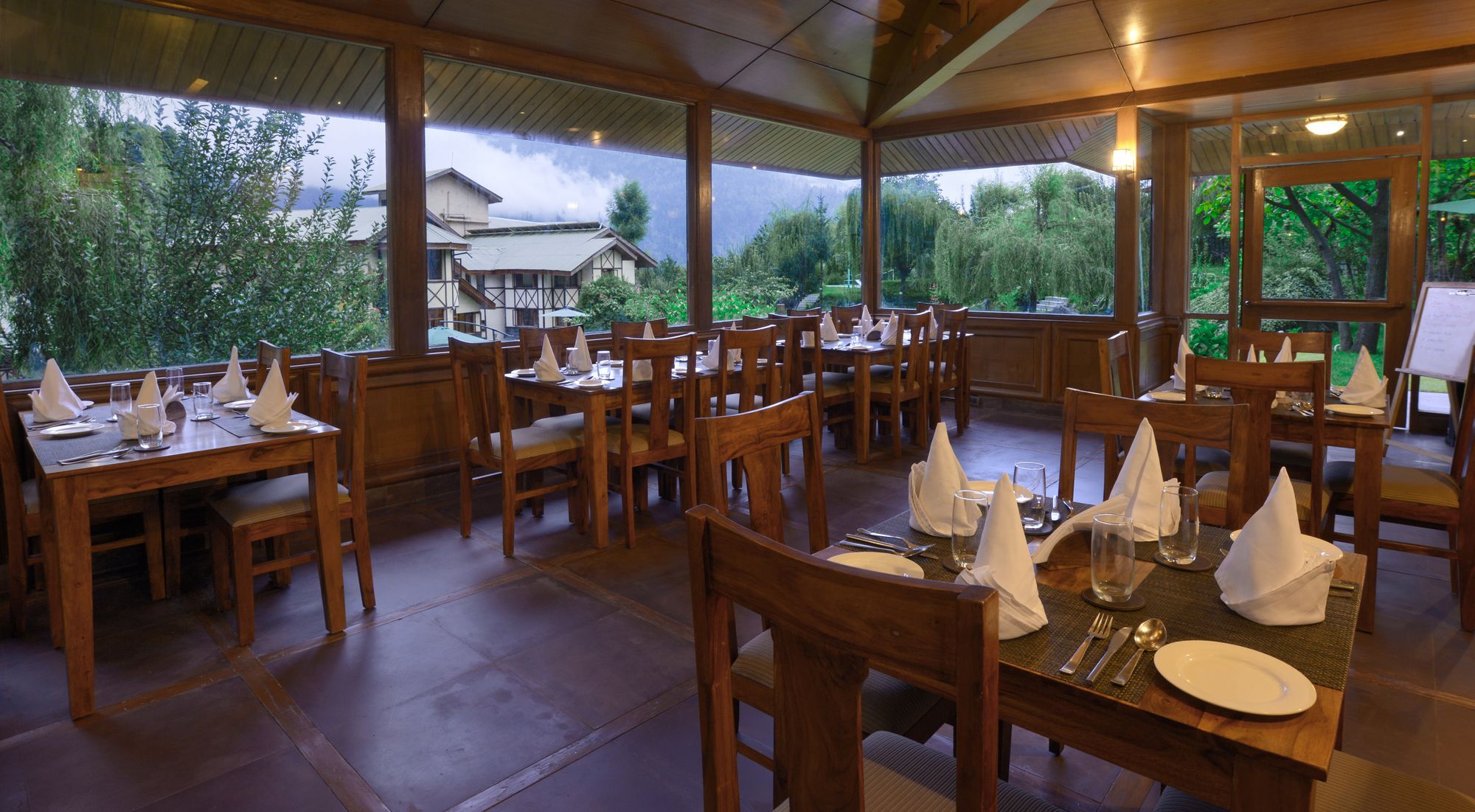 Solang Valley Resort Palchān Exterior foto