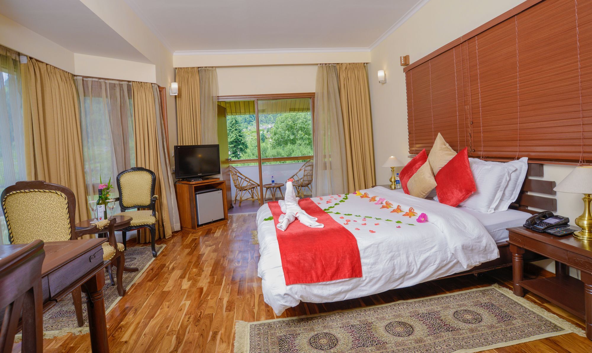 Solang Valley Resort Palchān Exterior foto